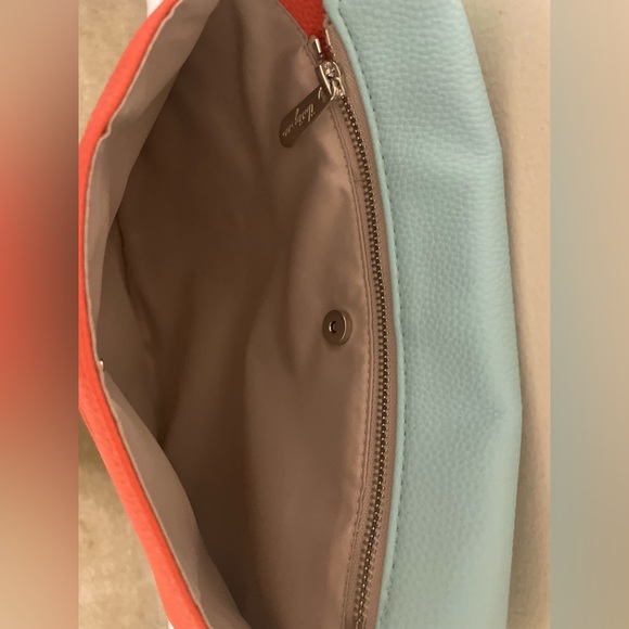 Thirty-One Purse - Picture 8 of 12